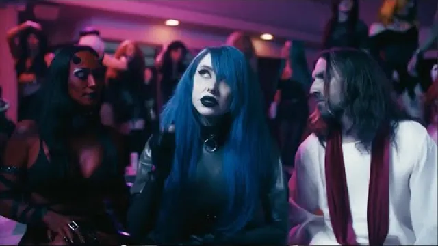 GLITCH B*TCH ft. Conquer Divide