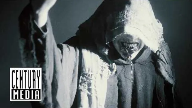 No Place Of Warmth (Feat. Gerard Way)