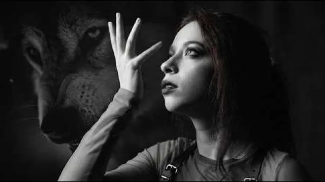 Seas on the Moon - Climb It Up - (feat. Eissa Morphide)