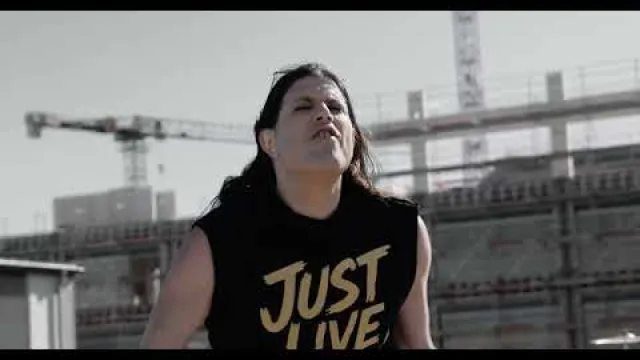 Just Live Loud!