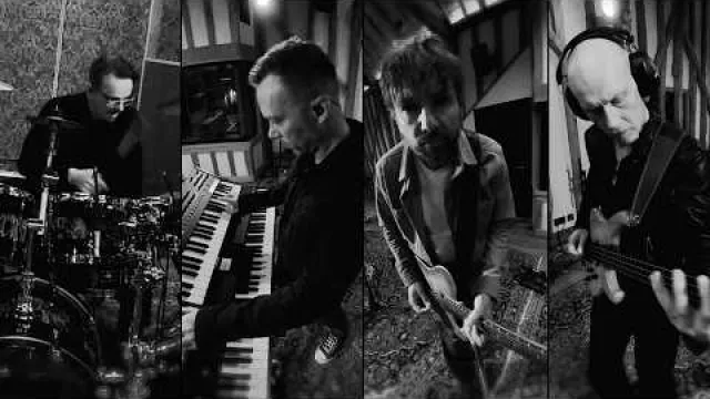 The Pineapple Thief - Hold The Ashes