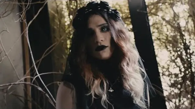 神使ヴァルナフラ