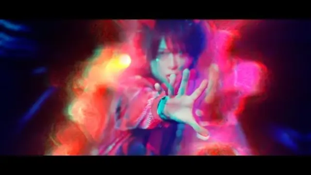 Winter Strawberries and Virtual Reality 冬苺と仮想現実