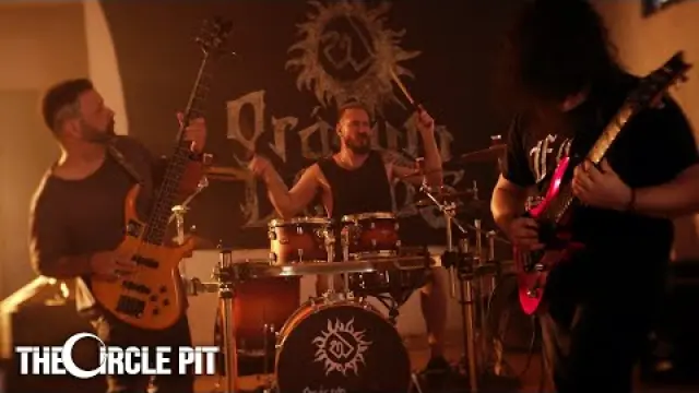 Crawling In The Abyss